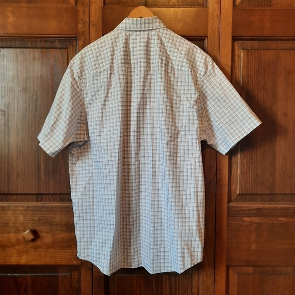 Duluth Trading Co COOLMAX Wrinklefighter short sleeve shirt relaxed fit 38919 - Picture 7 of 9